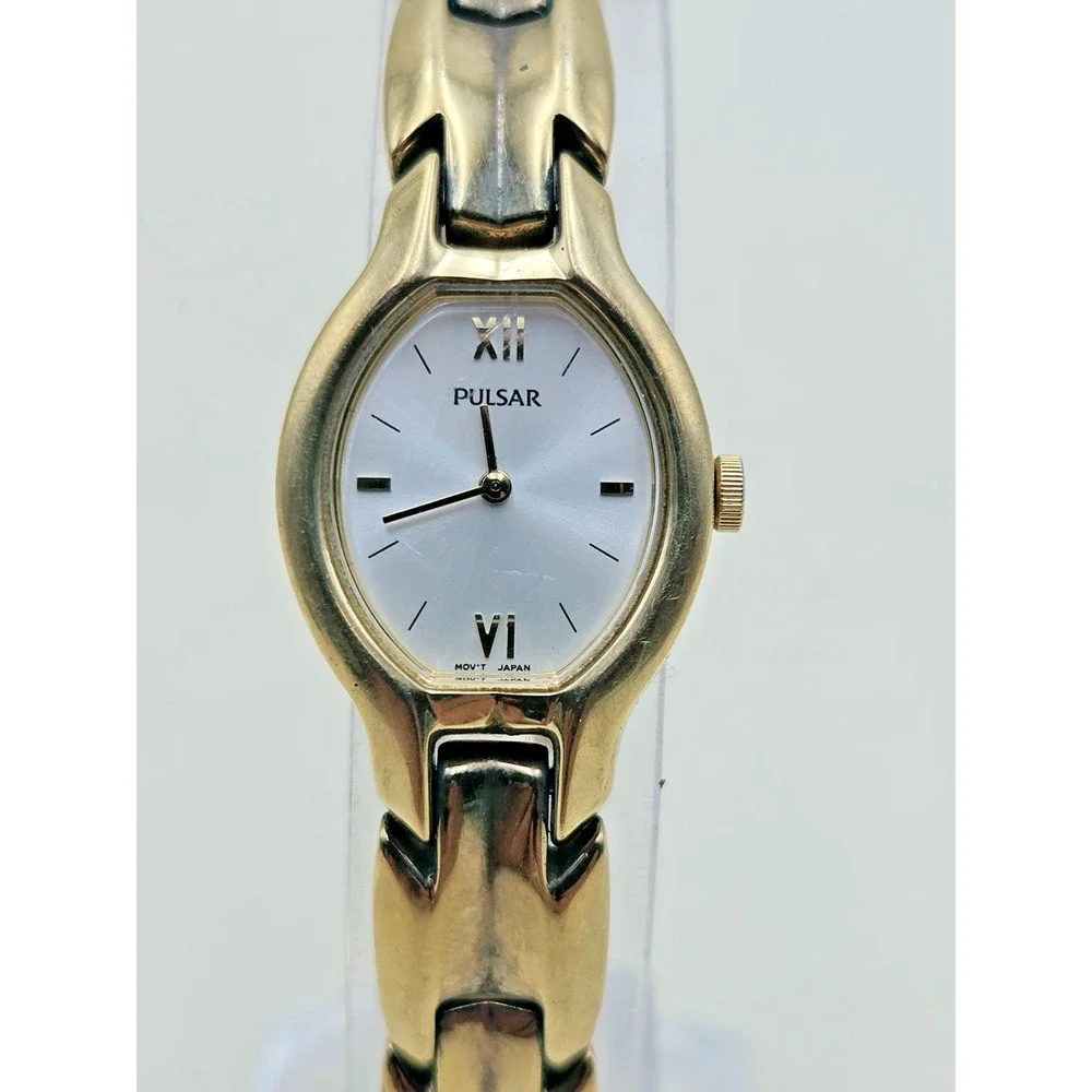 Pulsar V1400-X160 Gold-tone Bracelet Wristwatch with Base Metal Gold-tone